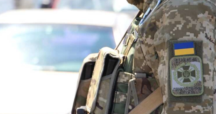 Ілюстроване фото. Прикордонники з представниками ТЦК та СП і поліцейськими патрулюють, зокрема, залізничні вокзали