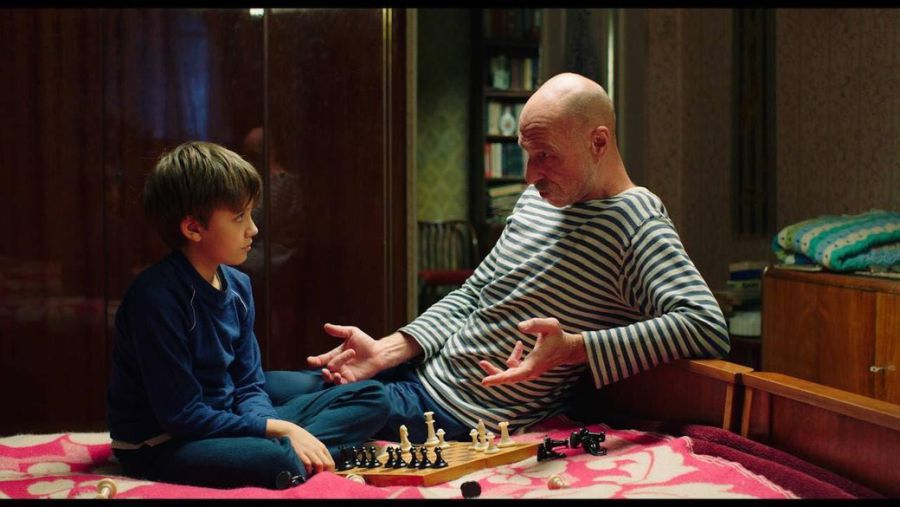  За перший тиждень у прокаті фільм зібрав 1 296 295 мільйони гривень. 