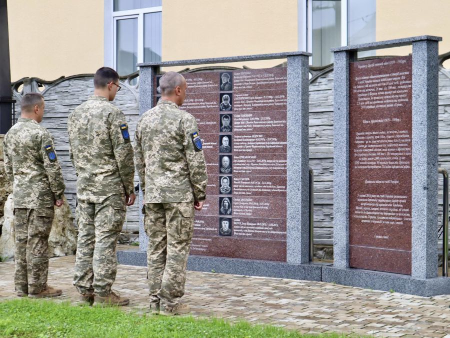 «Едельвейси» бережуть пам’ять про побратимів, які загинули. 