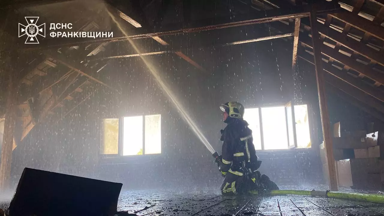 Пожежникам допомагали добровольці з трьох сіл