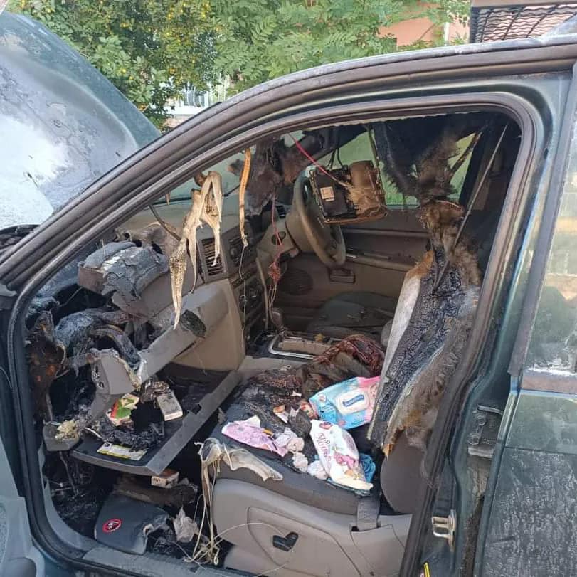 Це вже не перший випадок зумисних підпалів автівок військовослужбовців
