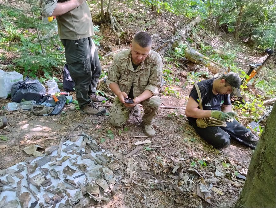 В мемуарах Ковпака під час карпатського рейду є згадка про два збитих німецьких літаки