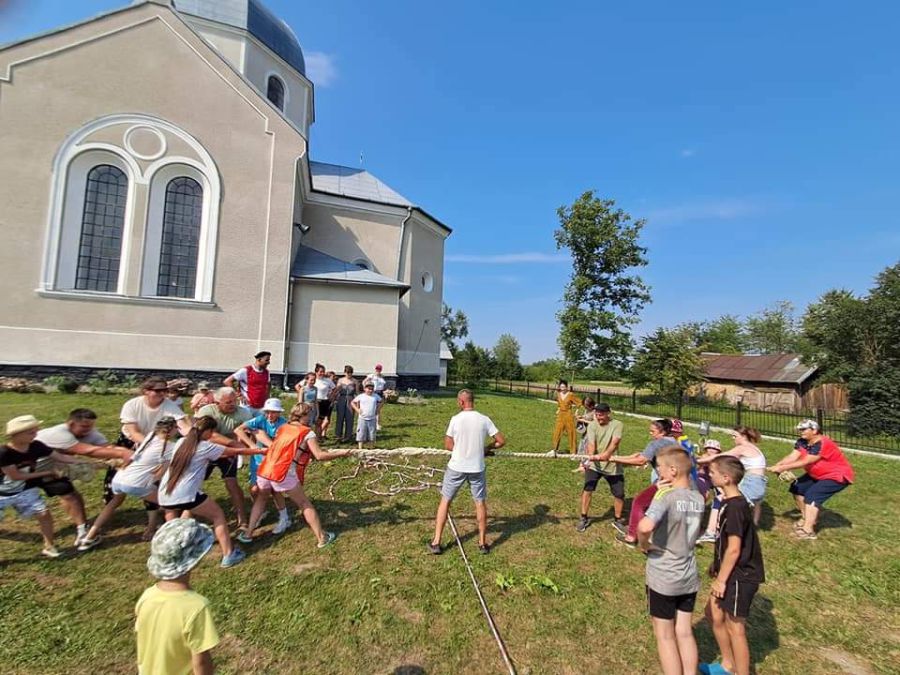 Всі гравці брали участь у різних естафетах