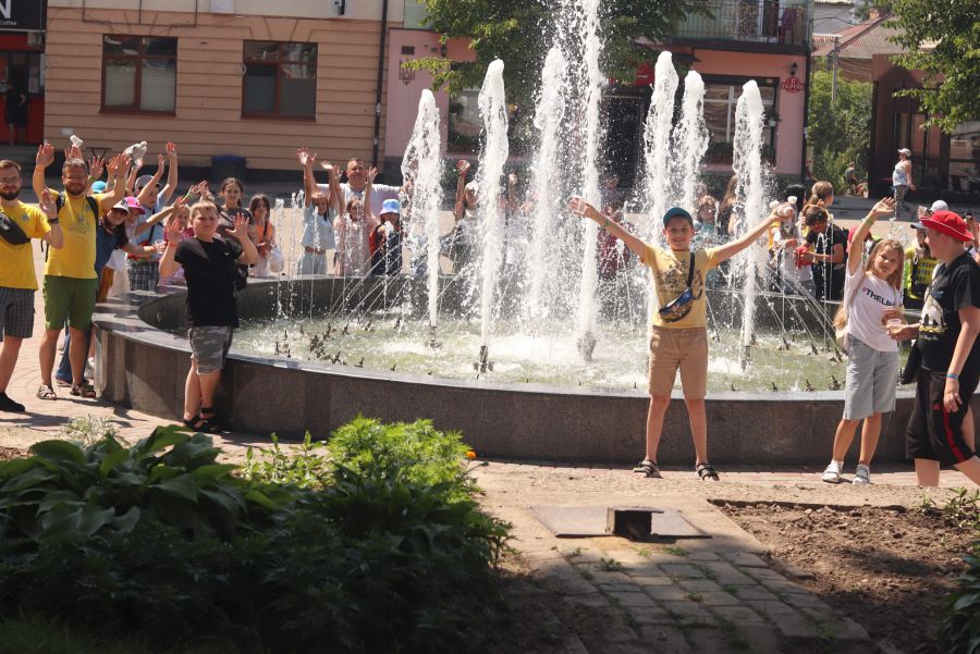 Кульмінацією табору став водний день