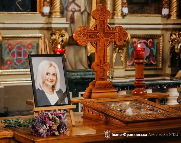 В Івано-Франківську відбулася панахида за Іриною Фаріон, яку вбили у Львові