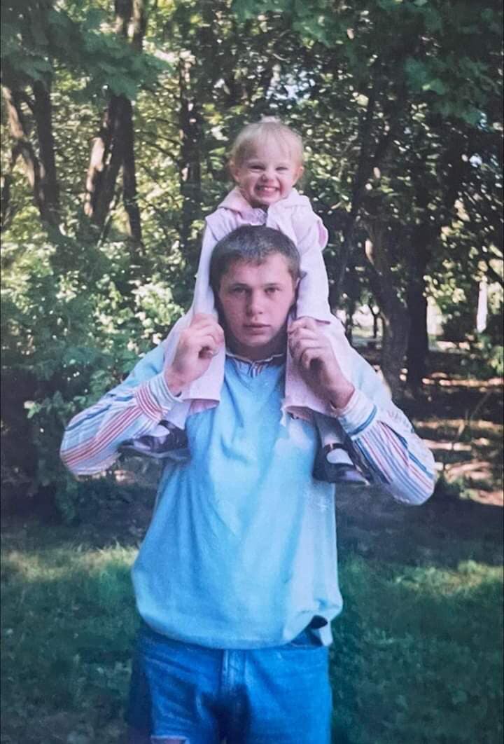 Олег Івахнюк швидко одружився та став татом. Фото: з сімейного архіву Галини Матрофайло