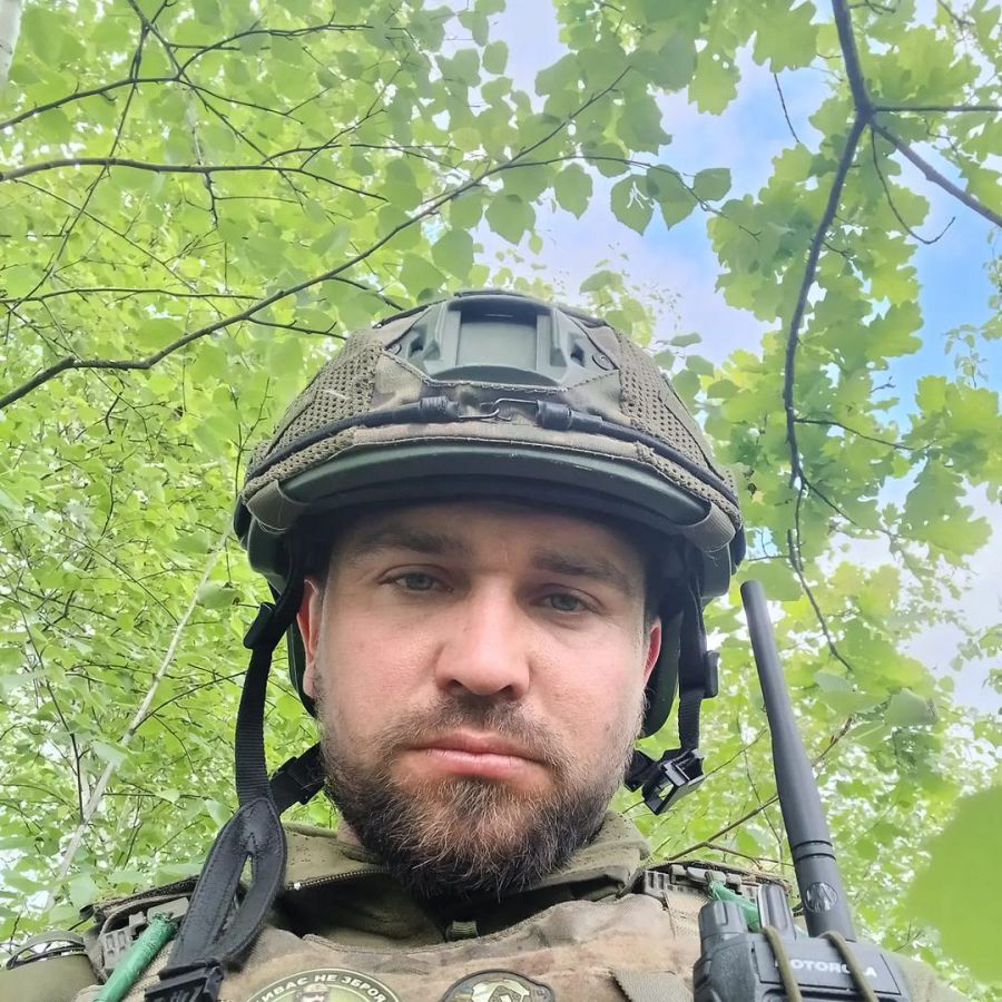 Автівка фактично втрачена, а з нею бінокль вартістю 100 тис. гривень, нічник, половину спорядження