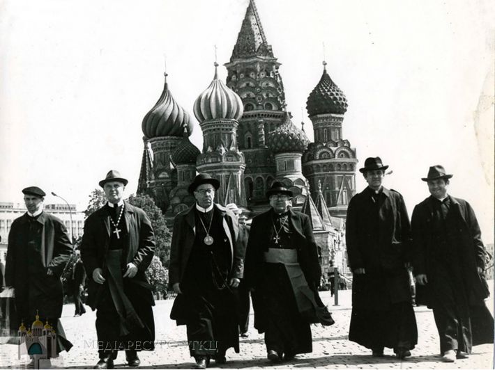 Люди, керовані Божою силою, кріпились у вірі, були готові до самопожертви