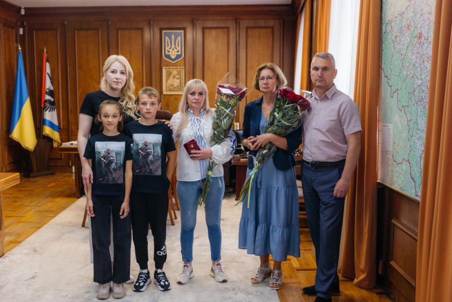 Державні нагороди вручила рідним полеглих воїнів голова ОВА Світлана Онищук