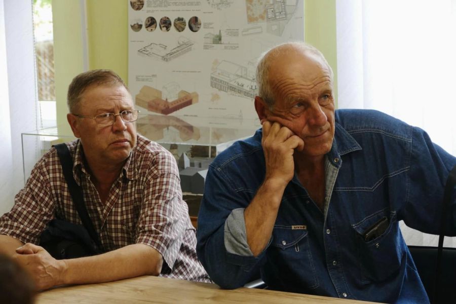 В межах тисячі гривень виплатили тільки працівникам очисних, які не звільнялися з роботи