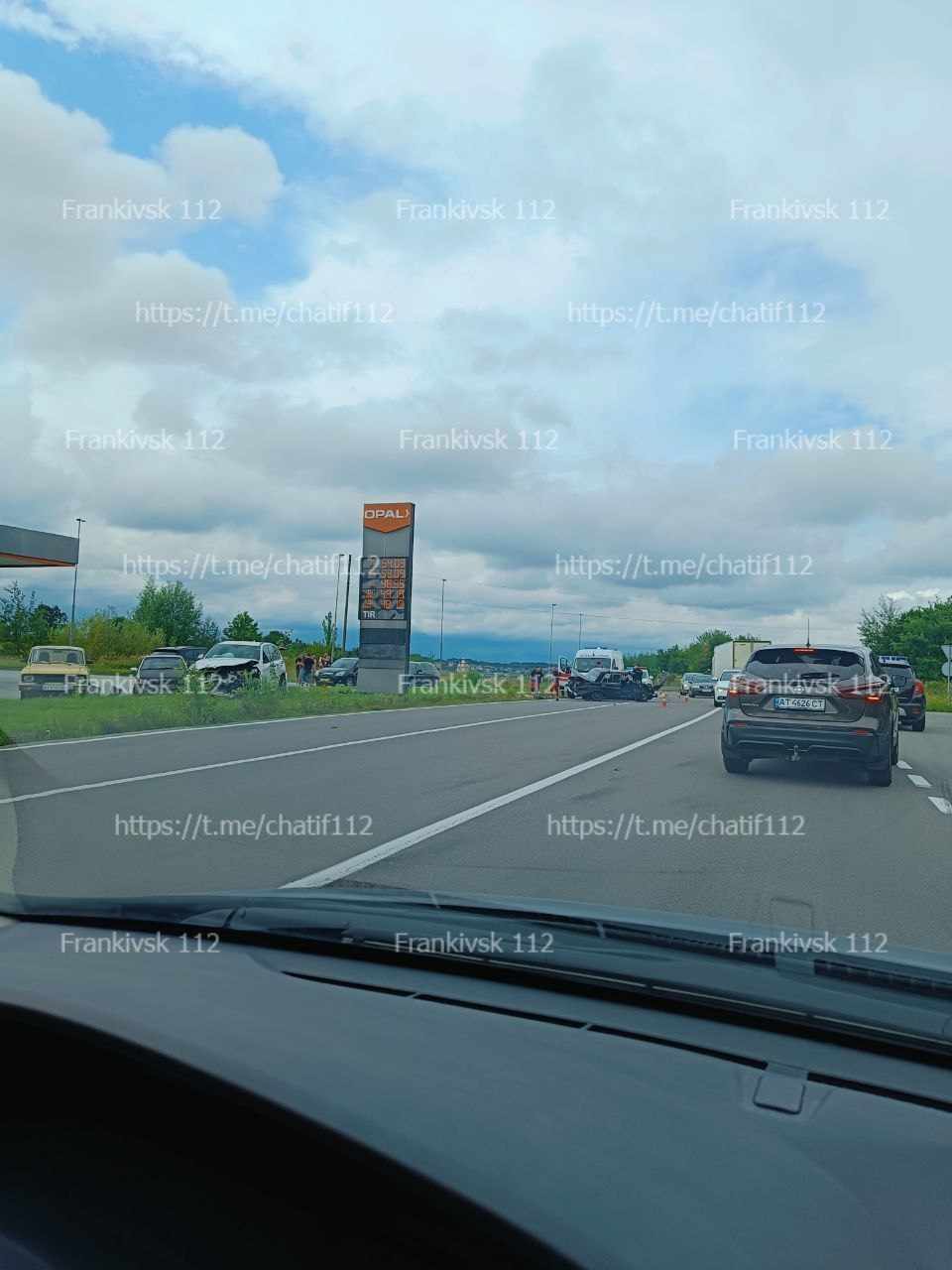 ДТП на автодорозі Івано-Франківськ — Калуш. Фото: Frankivsk 112