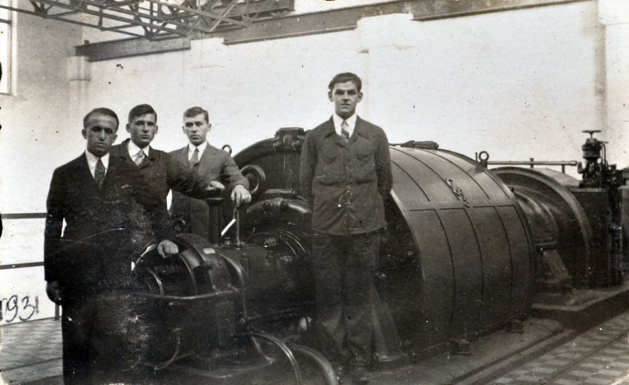 Фотографія, зроблена Василем Супруном на підприємстві ТЕСП, 1931 рік