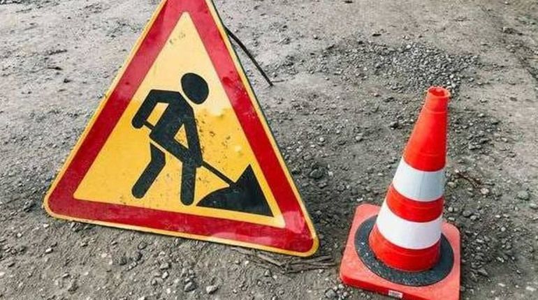 Ілюстроване фото. Догоір з компанією з Тернопільщини уклали 27 червня, проте дороги досі не ремонтують