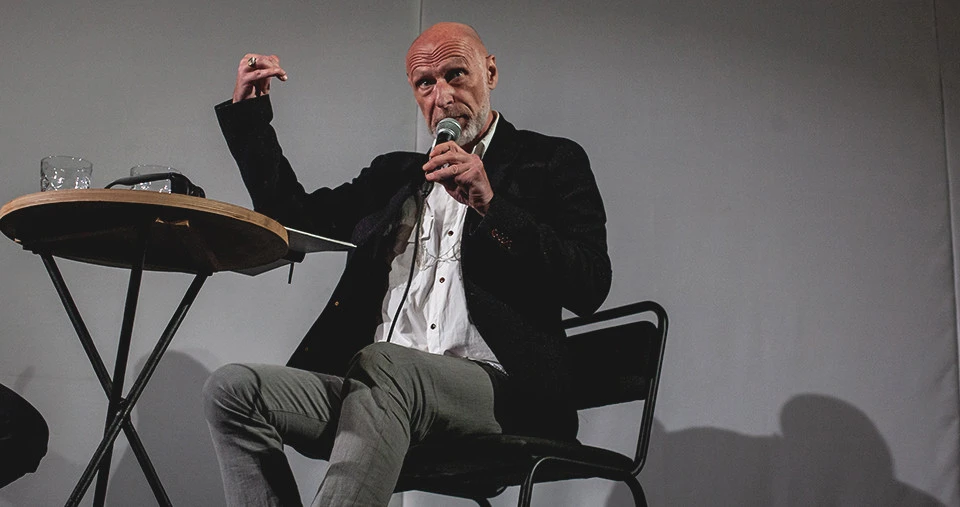 Нема нічого гіршого, ніж запізніле перше кохання, зазначив якось Юрій Іздрик. Фото: Андріана Стахів