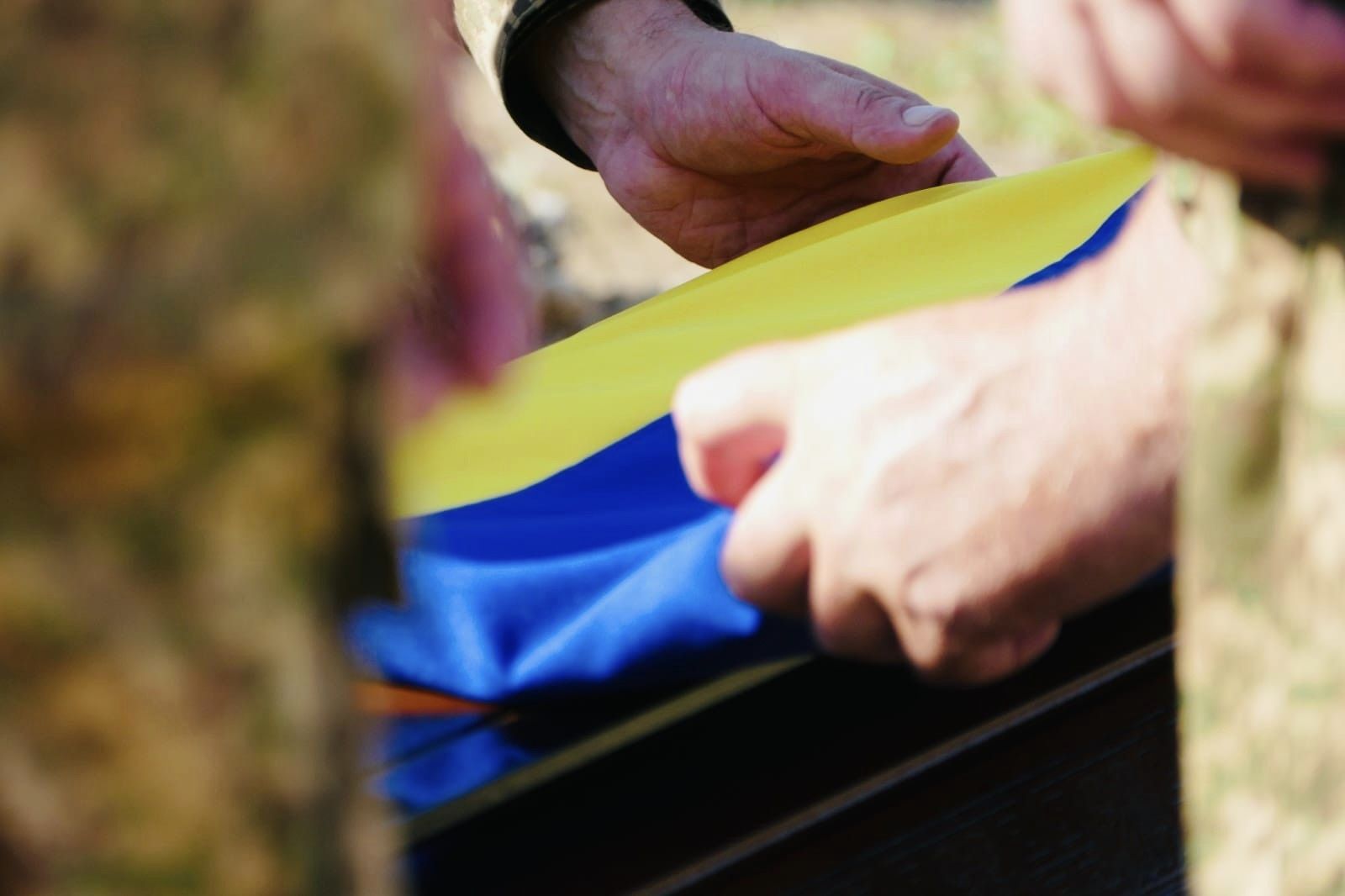 Про день і час приїзду скорботного кортежу та похорону повідомлять додатково