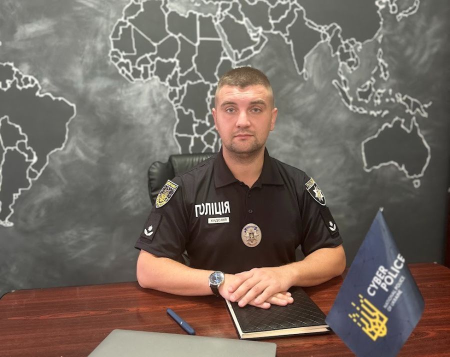 За словами Миколи Худолія, все, що ви публікуєте в інтернеті, може залишитися там надовго