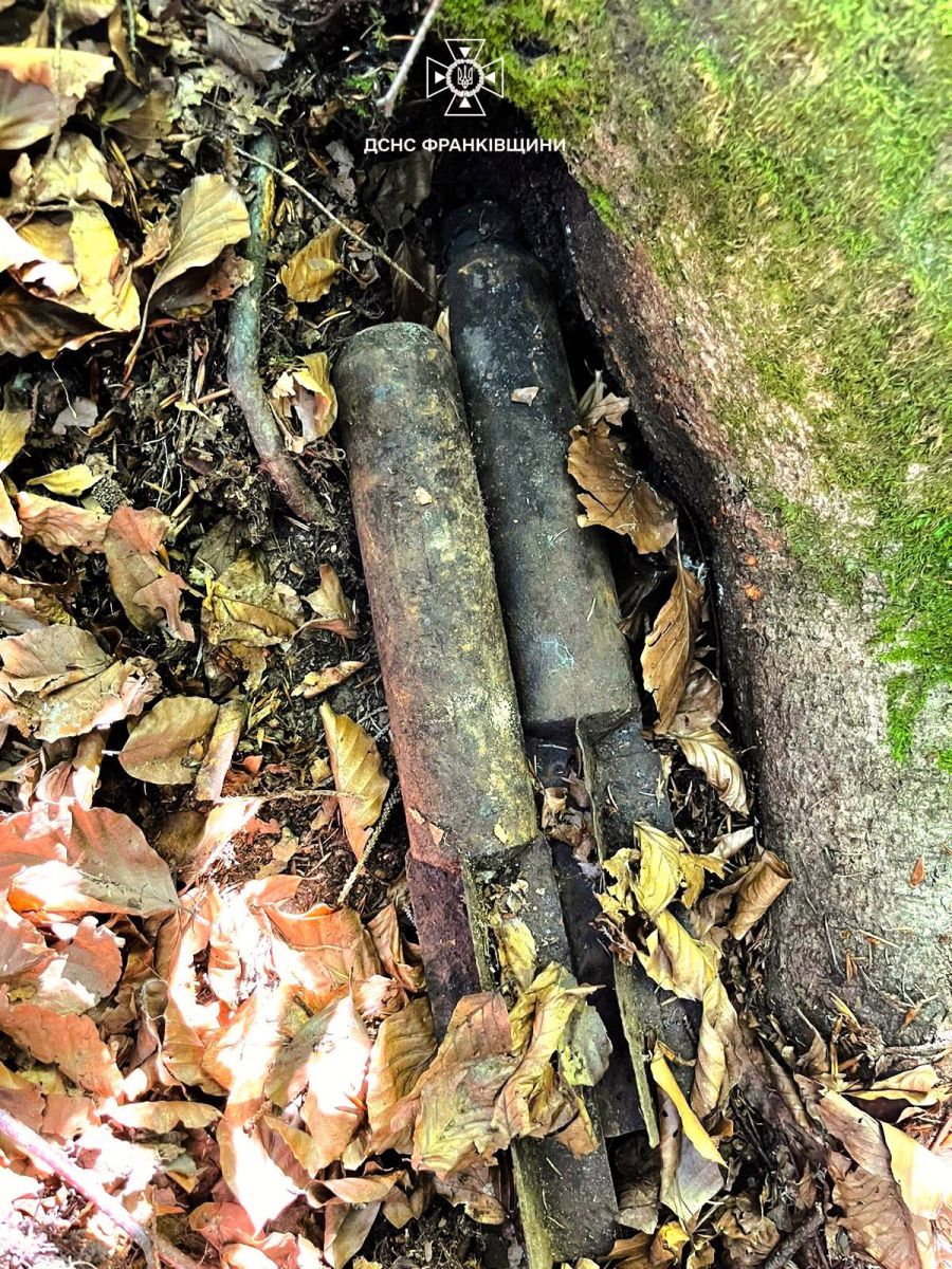 Піротехніки знешкодили три застарілі боєприпаси Другої світової війни