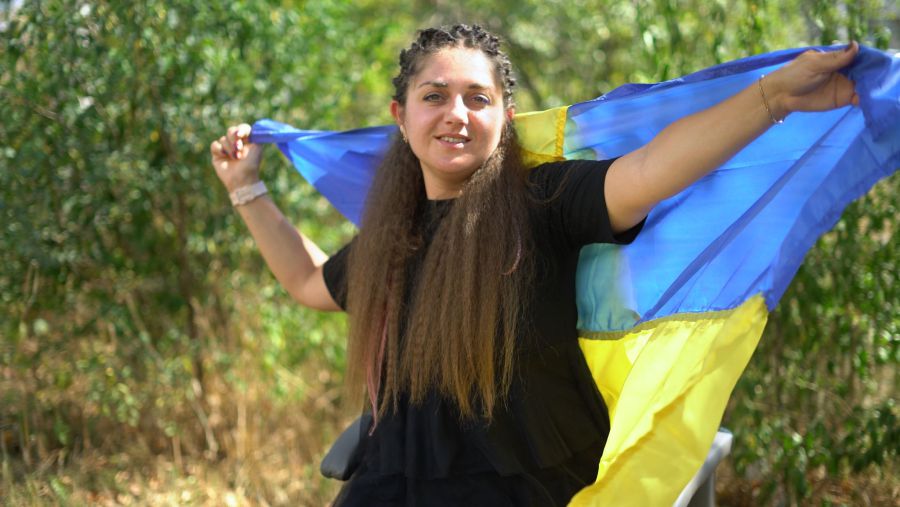 Єдине лякало, коли родина переїхала в Калуш, що вони російськомовні, але люди підтримували, каже Вікторія