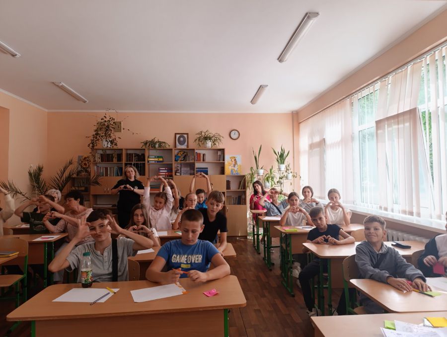 Із шестикласниками провели заняття на тему кібербезпеки