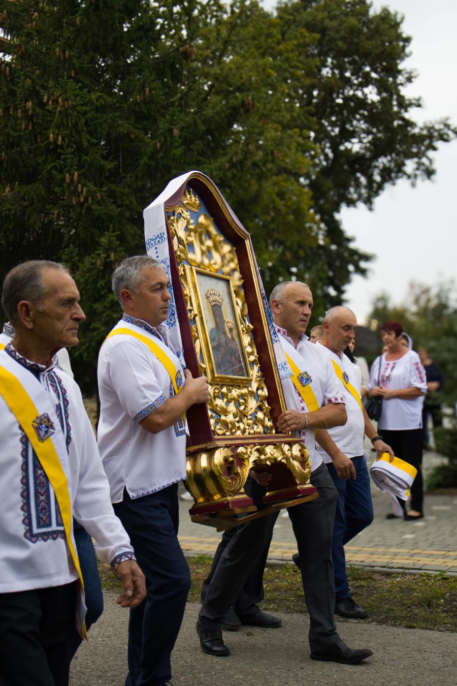 Організатори запрошують мешканців Калуської громади долучитися до спільної молитви. Фото: Яна Дюг, Іван Мазурик