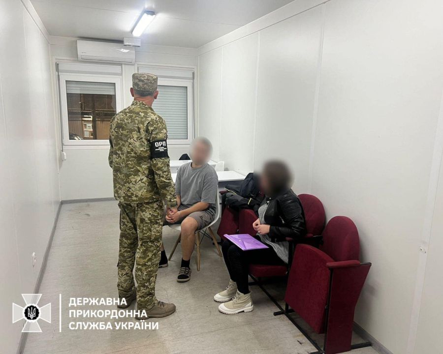 Пара так і не визначилась, до кого їде: до тещі чи до мами