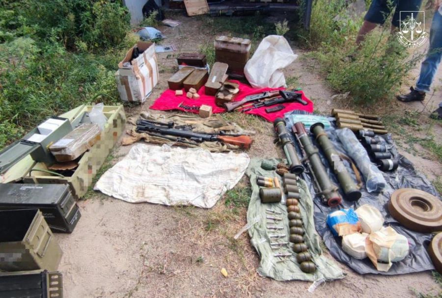 Слідчі дії у кримінальних провадженнях тривають