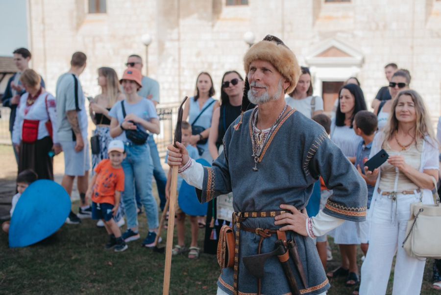 У серпні відбувся табір живої історії "Ремісничий двір княжого Галича". Фото: Національний заповідник "Давній Галич"/Фей