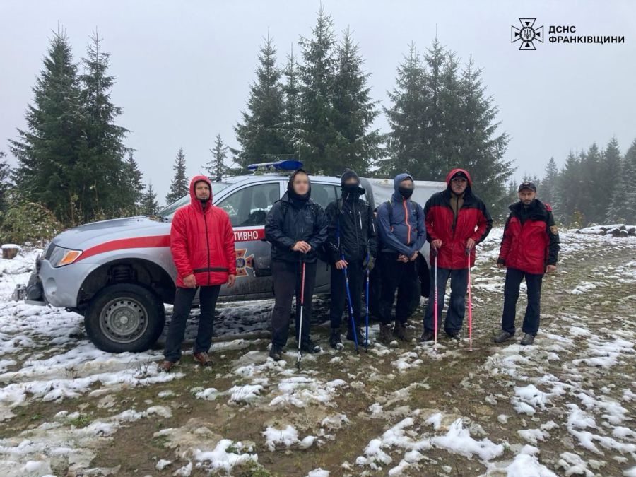 Рятувальники радять відкласти походи в гори до поліпшення погодних умов