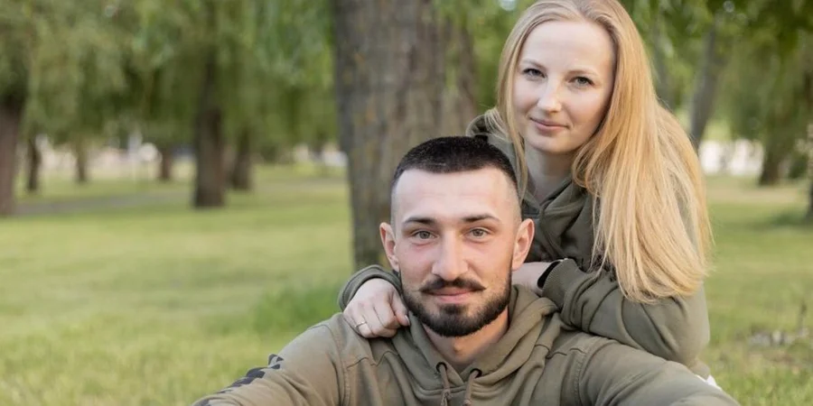 Микола Гриценяк освідчився коханій у січні 2024 року, коли вона повернулася з полону