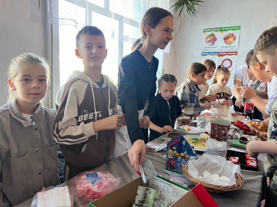 Упродовж двох годин усю смакоту на ярмарку розкупили