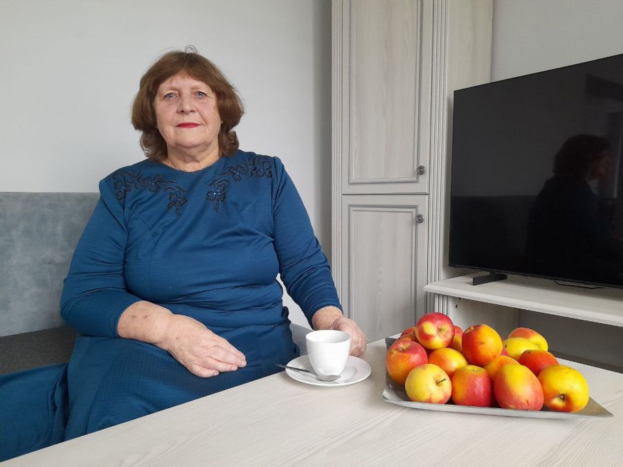 Пані Надія вдячна працівникам прихистку за турботу