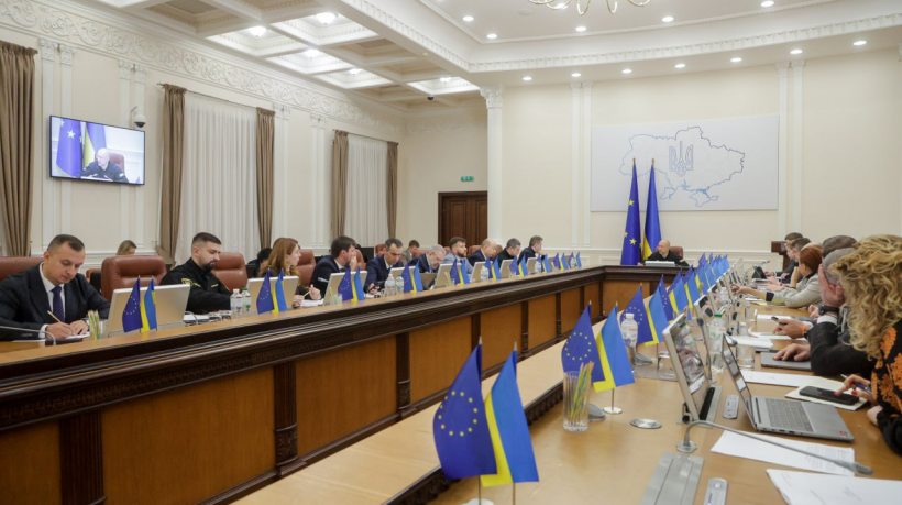 Глава Уряду додав, що за результатами виконання рішень Президента та РНБО будуть відповідні висновки