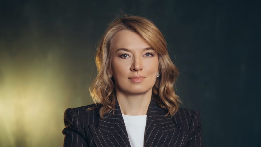 За словами Олени Шуляк, із початку великої війни партія підтримала військо вже на 400 млн грн