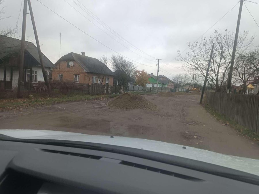 Вартість матеріалів та послуг склала 99 тисяч гривень. Фото: Василь Лазар