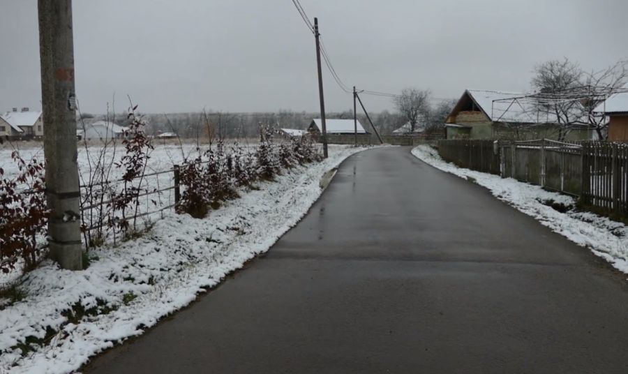 На поточний ремонт доріг у Кропивнику витратили майже 1,5 мільйона гривень. Фото: скрін із відео