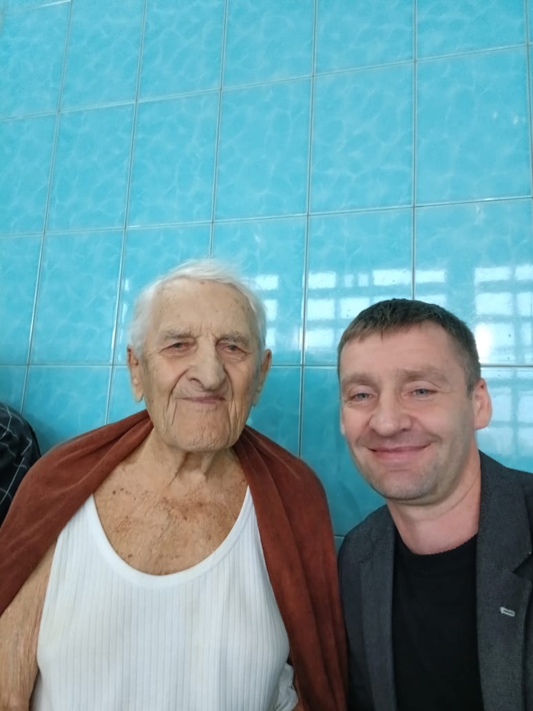 Пан Георгій — чинний чемпіон і рекордсмен світу у 50-метровому басейні