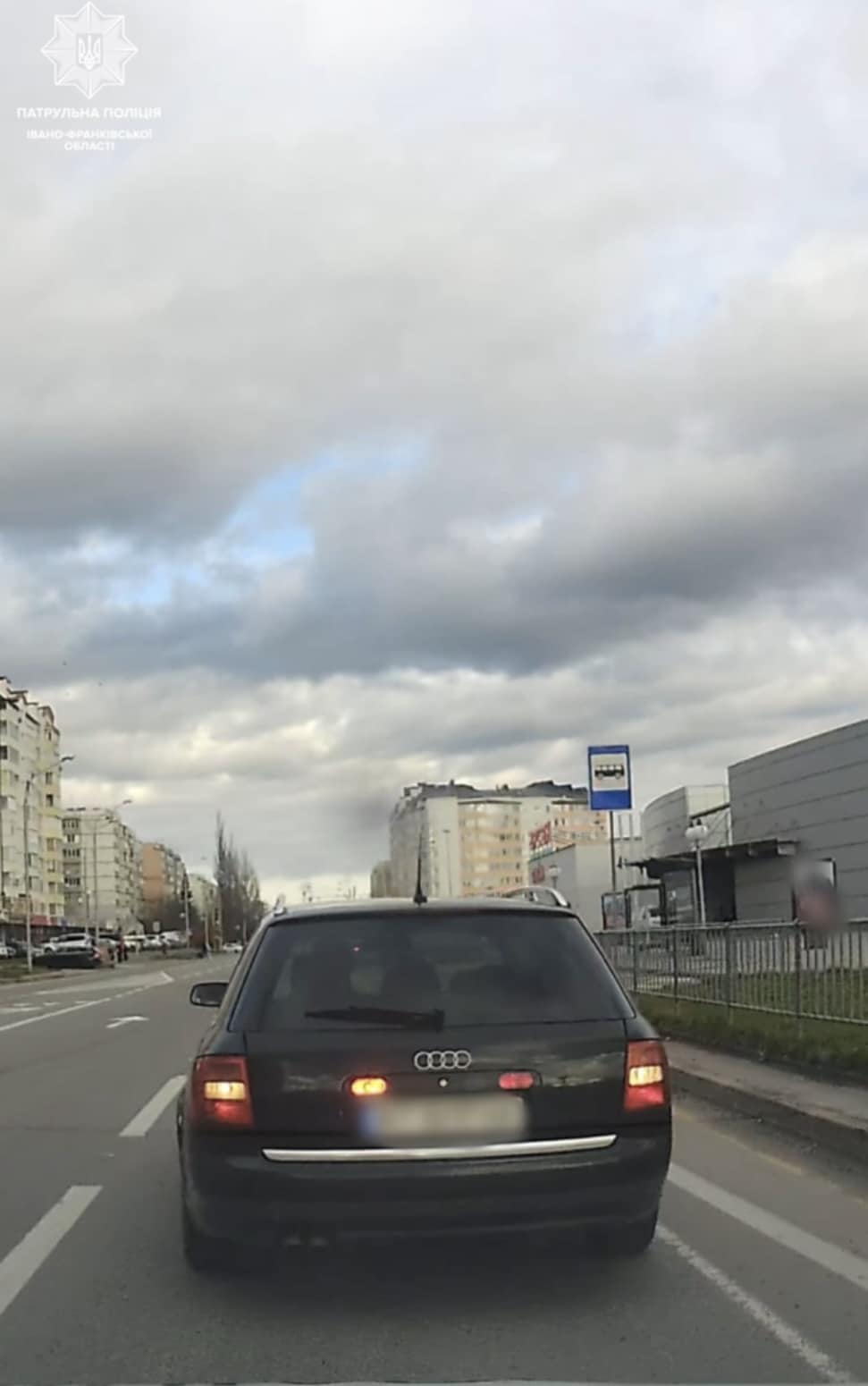 Спілкуючись поліцейські виявили у керманича ознаки сп’яніння