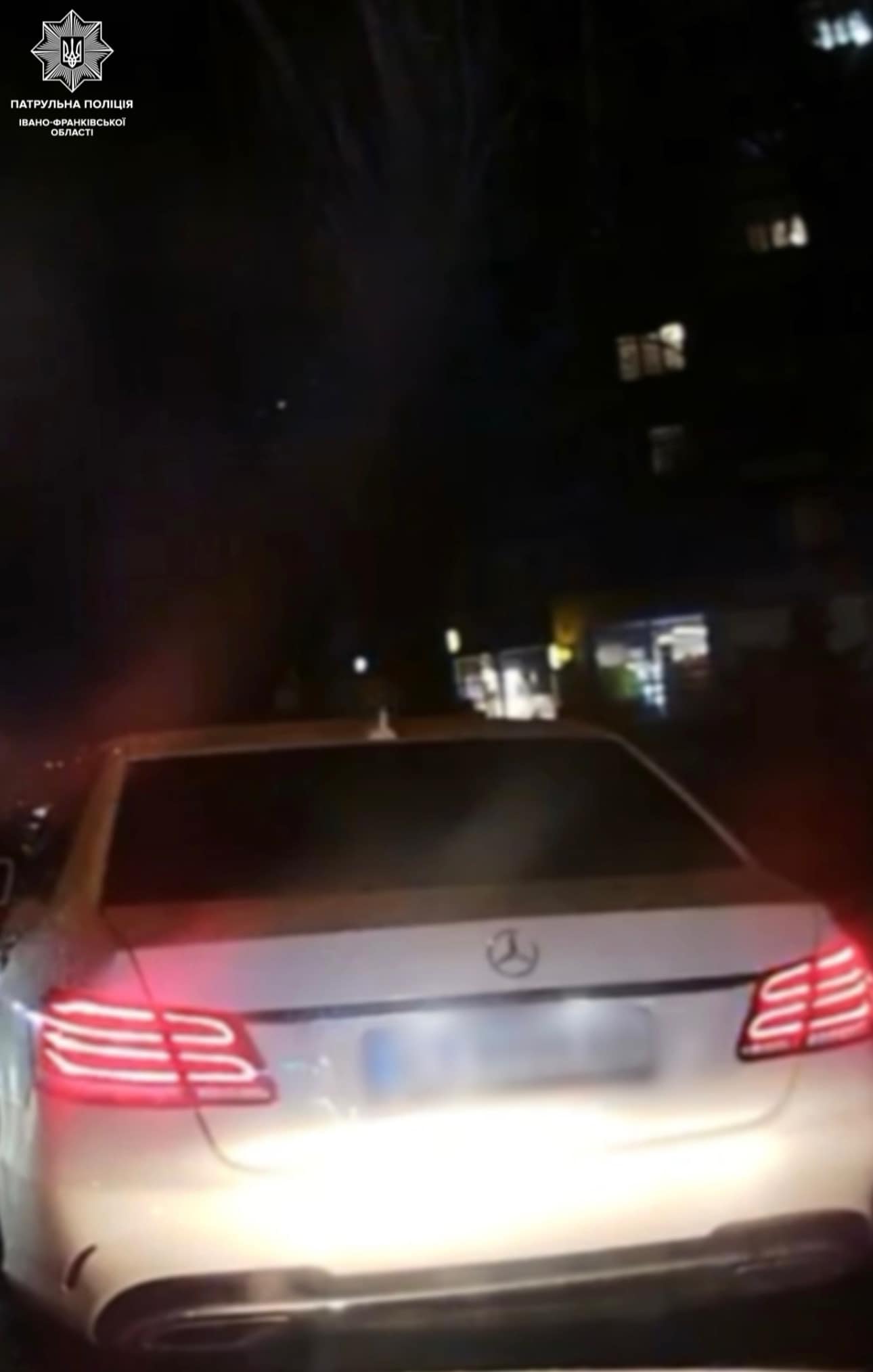 За кермом автомобіля Mercedes-Benz був 16-річний водій