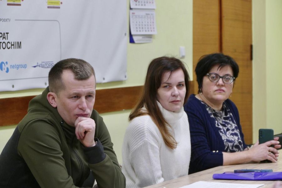 На думку активістів, проблемою керівництва громади є опір та притлумлення всього, що йде від громадського сектору