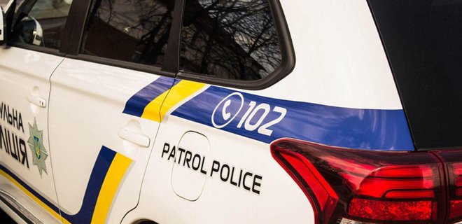 Ілюстроване фото. Водій передав інспекторам документи і 500 гривень