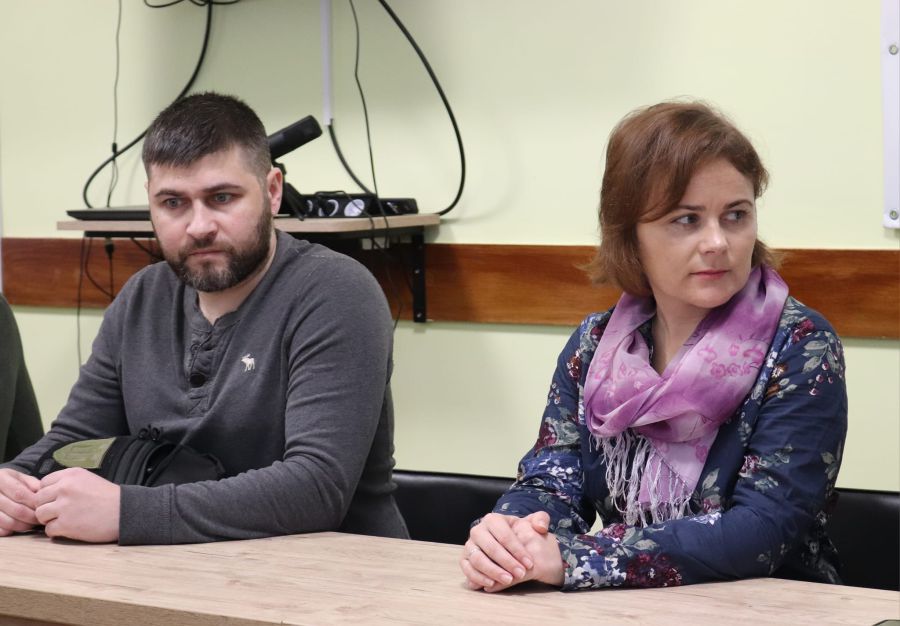 Участь у зустрічі взяв учасник бойових дій Ігор Козак, який вимагає інклюзивності ЦРЛ та окремого простору для ветеранів