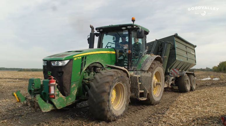 Практика зазвичай триває 4-6 тижнів, впродовж яких студенти знайомляться з аграрною галуззю