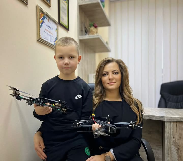 Устим придбав для військових дрони