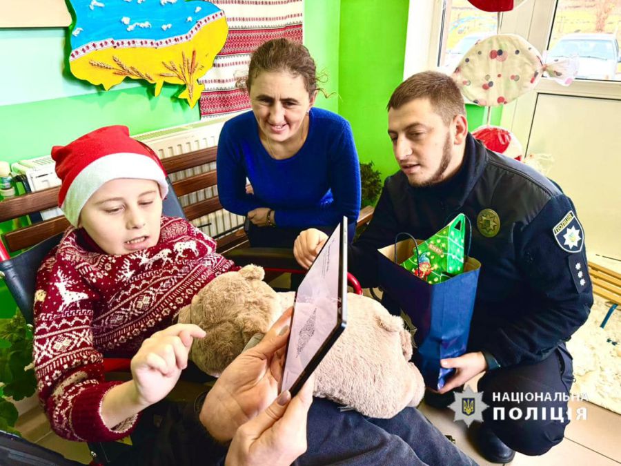 Про своє заповітне бажання Дениско написав у листі до святого Миколая