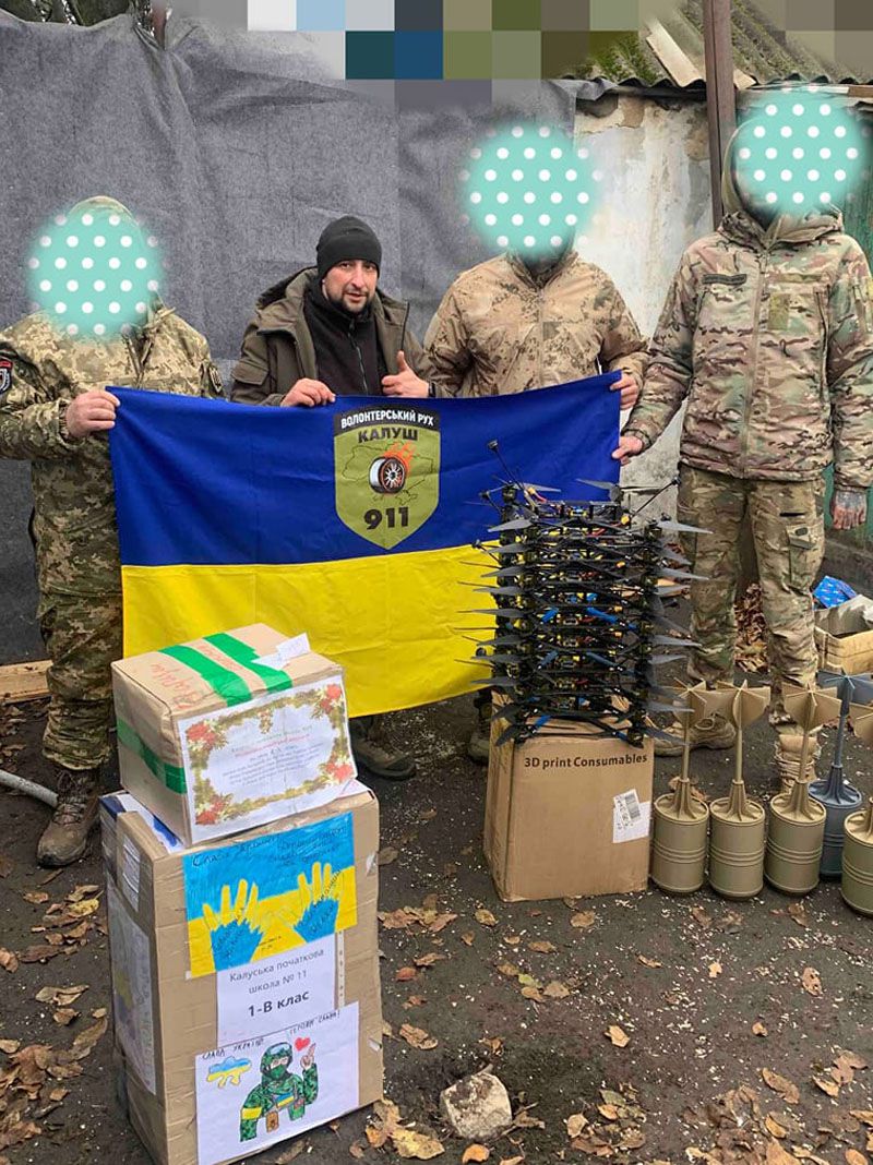 Воїни отримали з Калуша "подарунки" для ворога