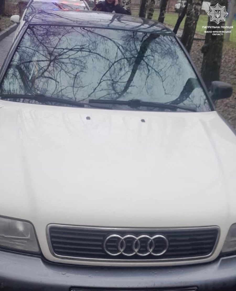 За кермом автомобіля був 30-річний водій