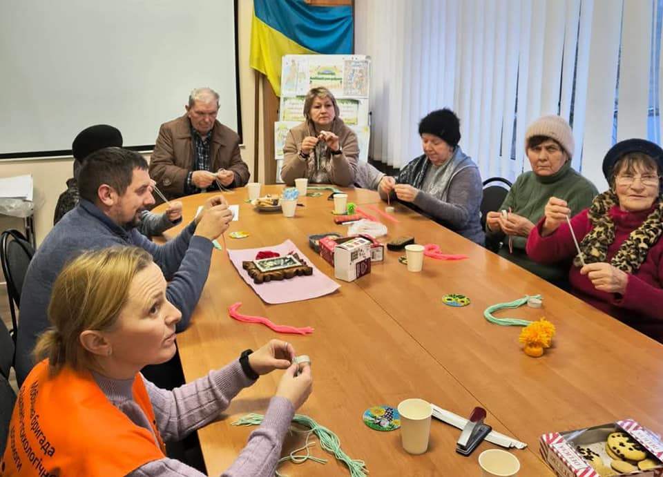 Учасниці на зустрічі з приємністю згадували свої сімейні традиції святкування