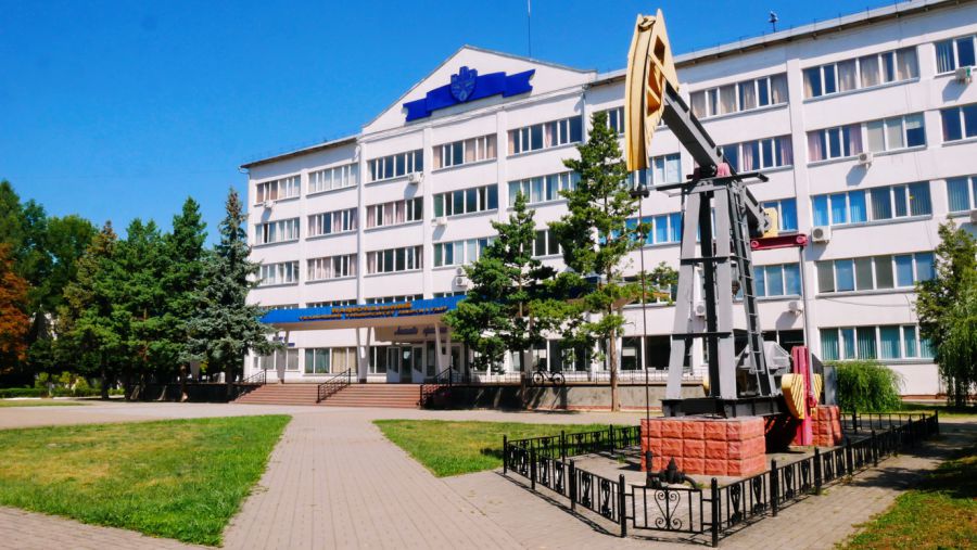 Ілюстроване фото.  За останній рік МОН вдалося провести вже 8  таких об'єднань