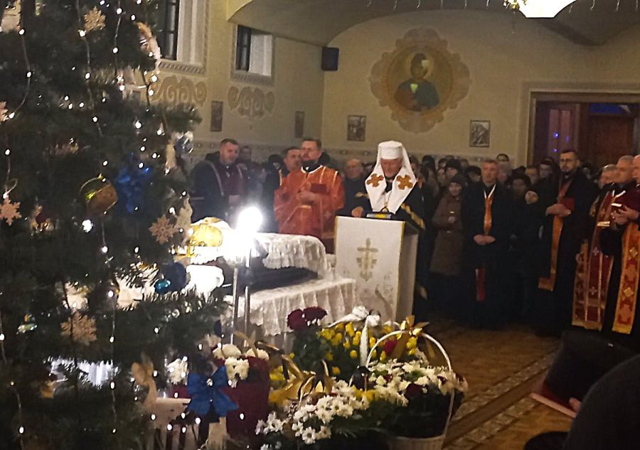 Чин священничого парастасу за о. Іваном Когутом очолив Митрополит Володимир 