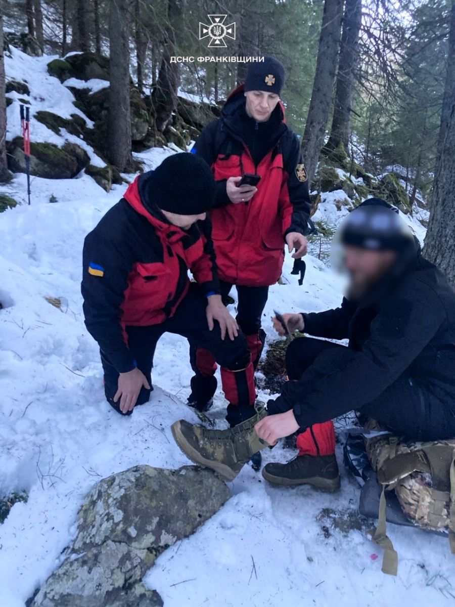 Рятувальники не радять самостійно іти в гори